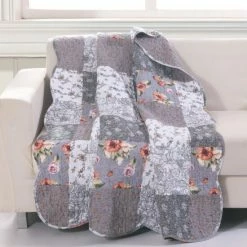 Outlet 🎉 The Gray Barn Spring Arrow Reversible Quilted Throw Blanket 🎁