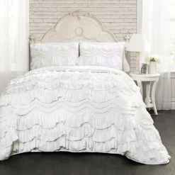 Deals ✔️ The Gray Barn Hallelujah Acres White Ruffled Trim 3-piece Quilt Set 🤩
