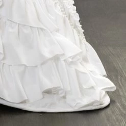 Deals ✔️ The Gray Barn Hallelujah Acres White Ruffled Trim 3-piece Quilt Set 🤩 -The Gray Barn Shop unnamed file 4247