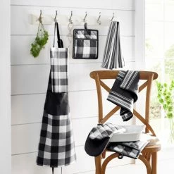 Discount 🎉 The Gray Barn Emily Gulch Buffalo Check Pot Holder Pair Black/white 🧨 -The Gray Barn Shop unnamed file 4342
